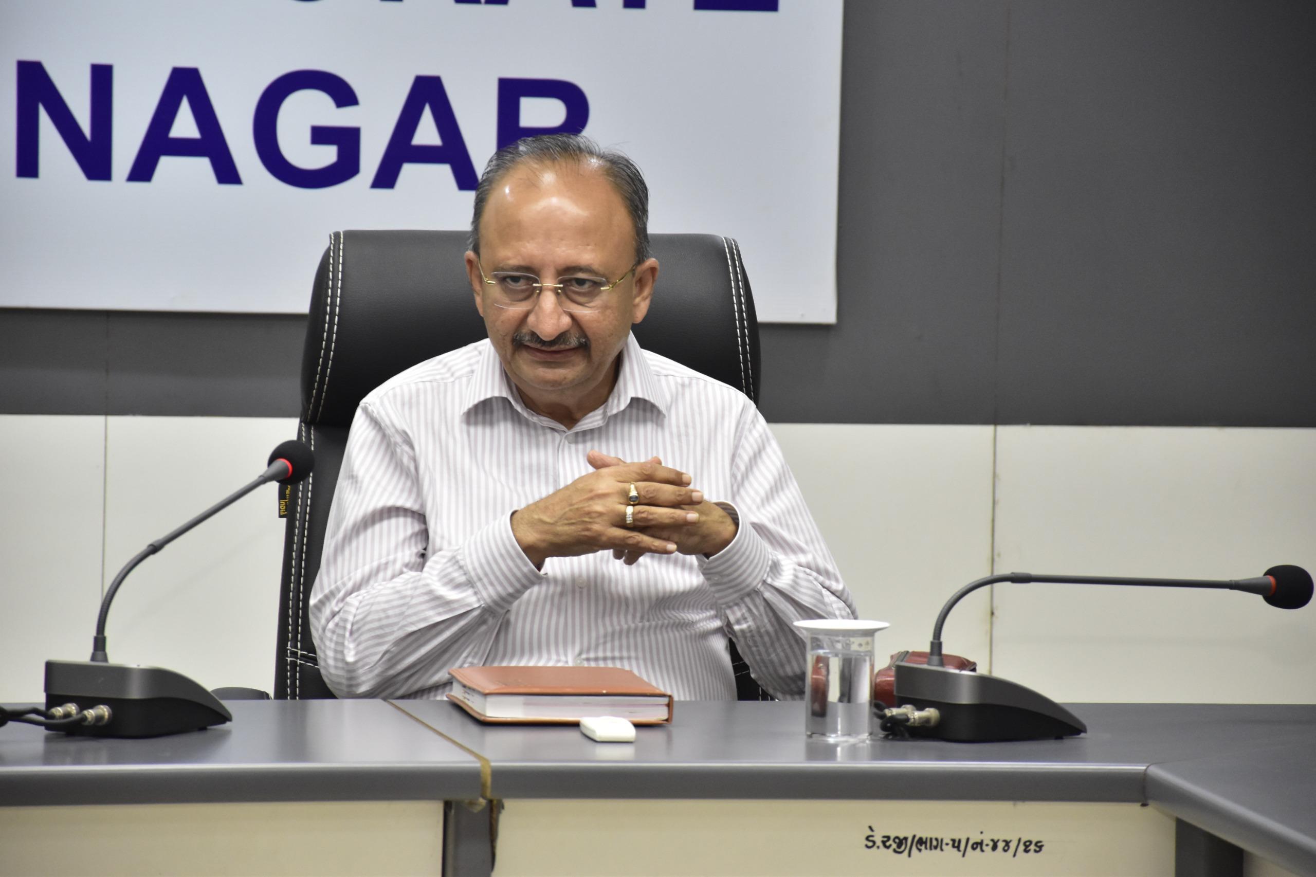 Aajkaal Daily (Desh Pardesh Ni Aajkaal)