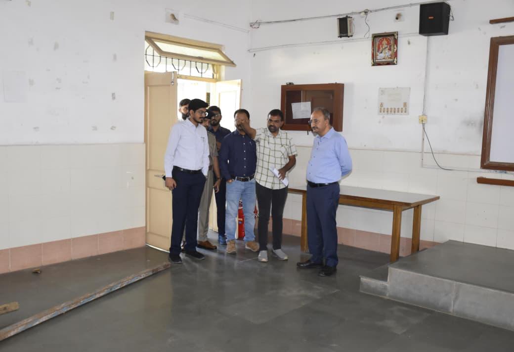 Aajkaal Daily (Desh Pardesh Ni Aajkaal)