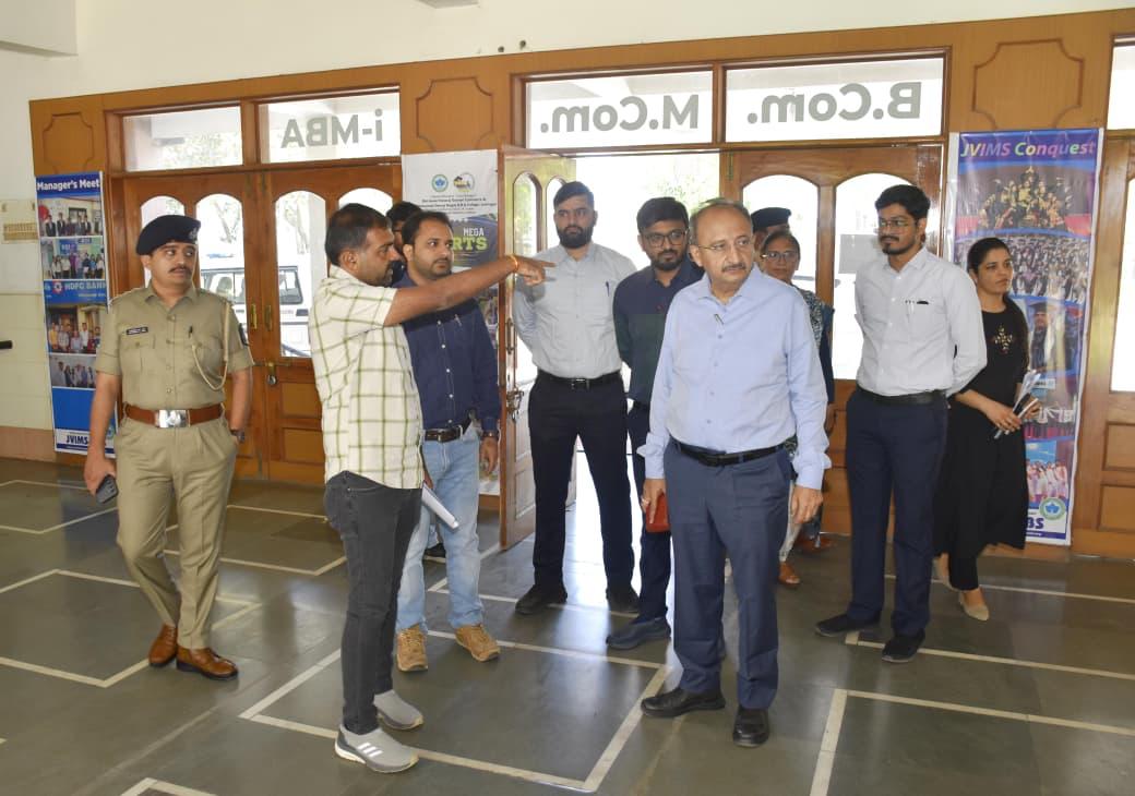 Aajkaal Daily (Desh Pardesh Ni Aajkaal)