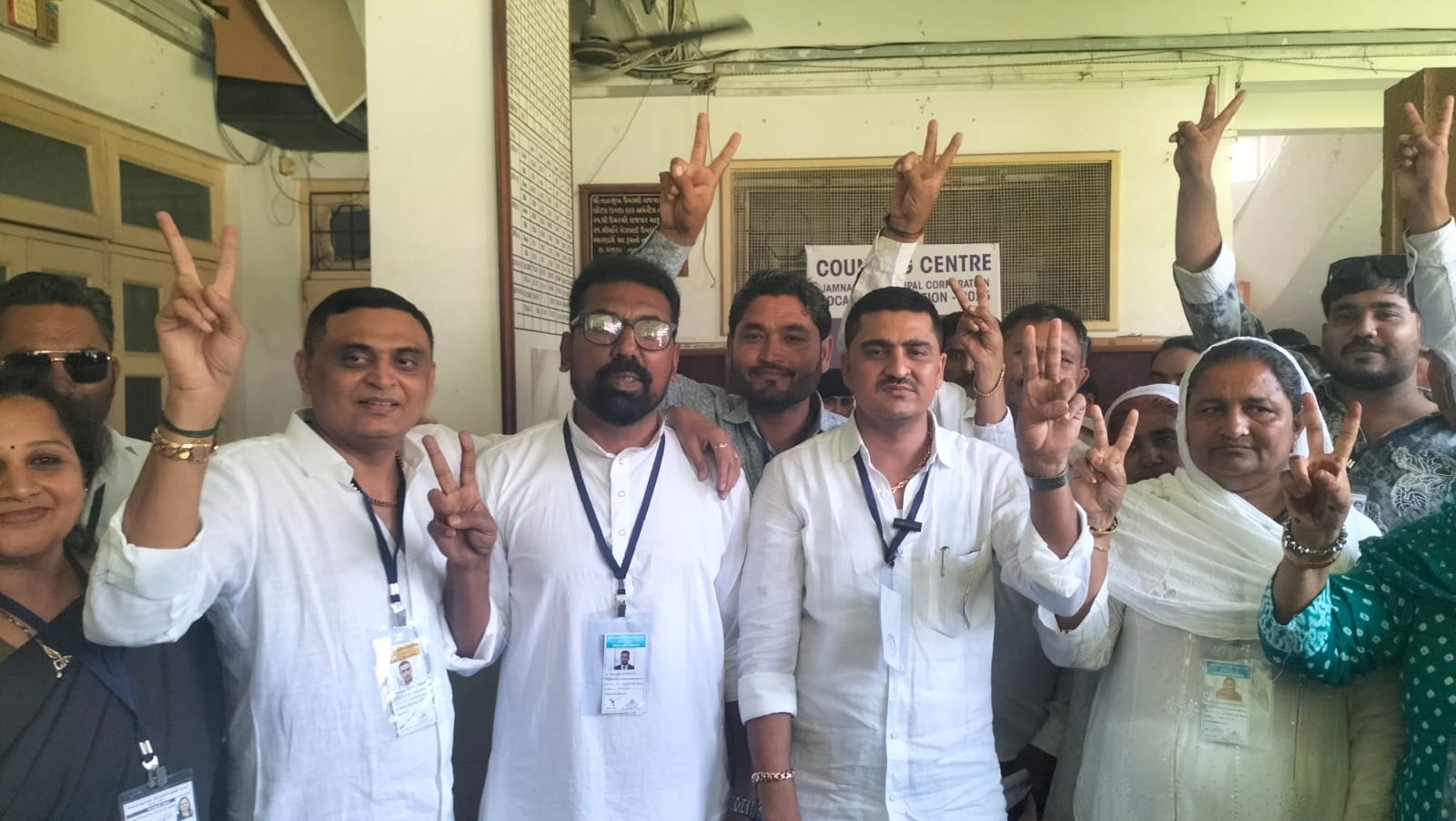 Aajkaal Daily (Desh Pardesh Ni Aajkaal)