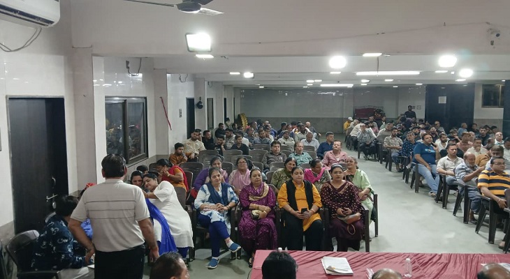 Aajkaal Daily (Desh Pardesh Ni Aajkaal)