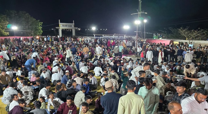 Aajkaal Daily (Desh Pardesh Ni Aajkaal)