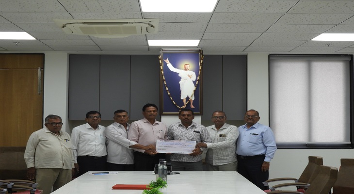 Aajkaal Daily (Desh Pardesh Ni Aajkaal)