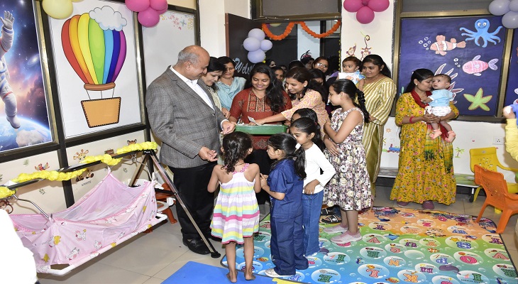 Aajkaal Daily (Desh Pardesh Ni Aajkaal)