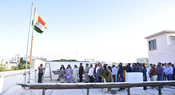 Aajkaal Daily (Desh Pardesh Ni Aajkaal)